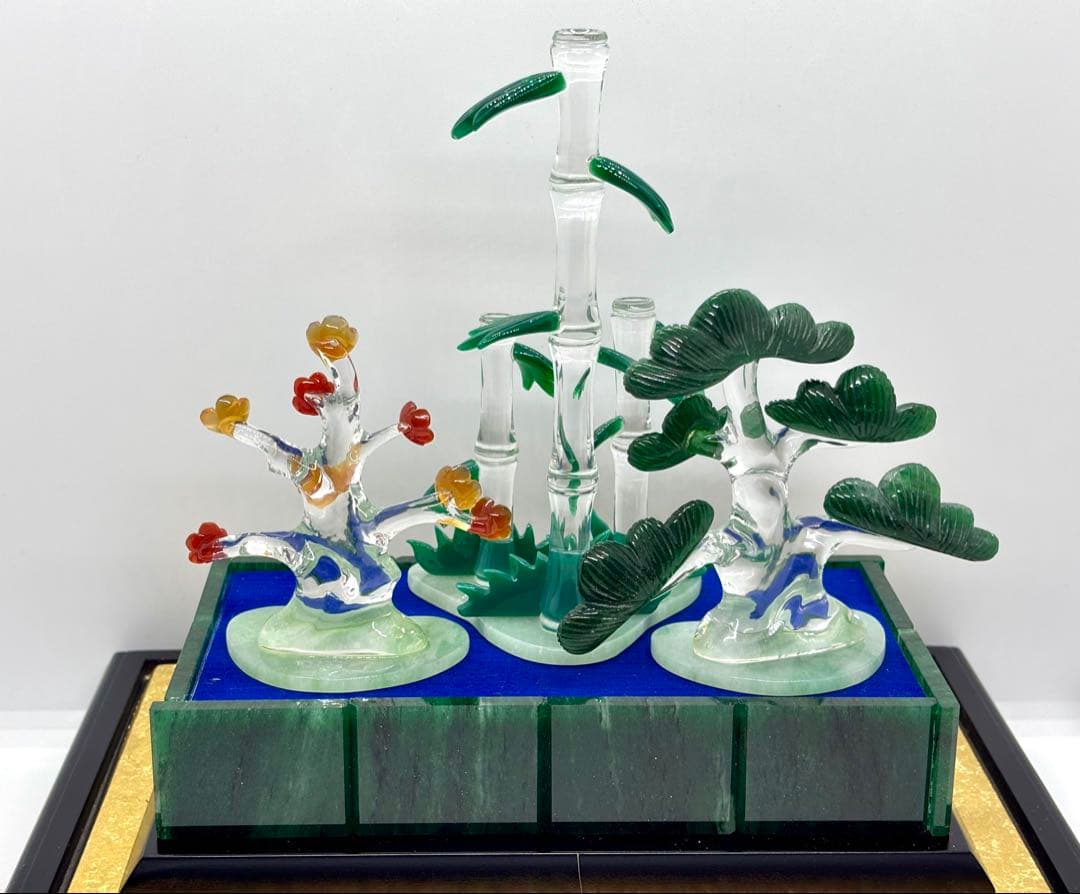 #伝統工芸士　保山作　『松竹梅』 天然石細工 置物