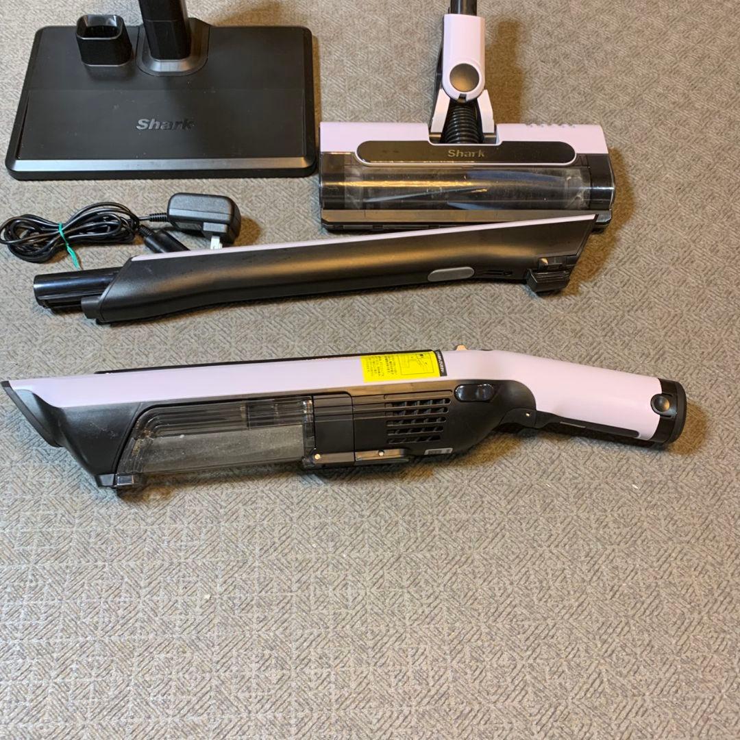 I072 Shark CS300JWH コードレスクリーナー 掃除機