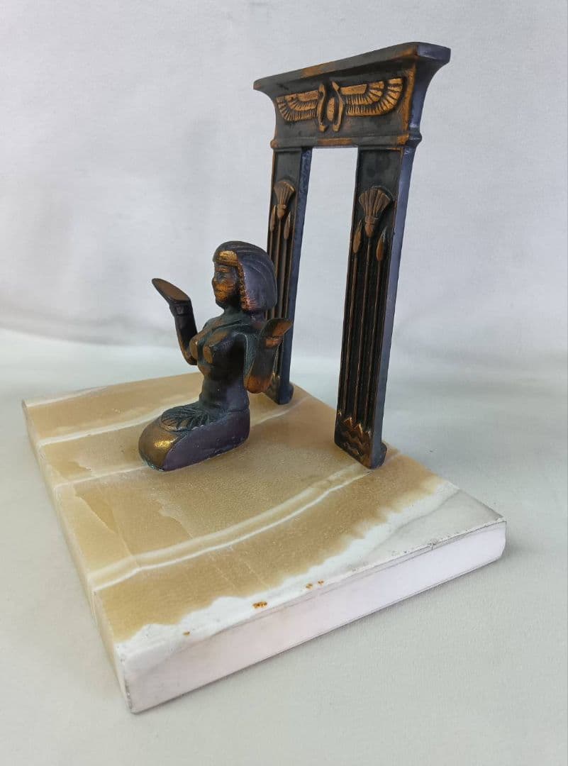 エジプト土産　アルバ石置物　2点　インテリア　ネフェルティティ　クレオパトラ