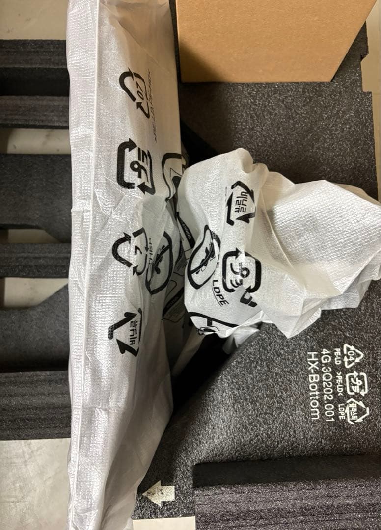 【ほぼ新品】ALIENWARE ゲーミングモニターAW2518HF