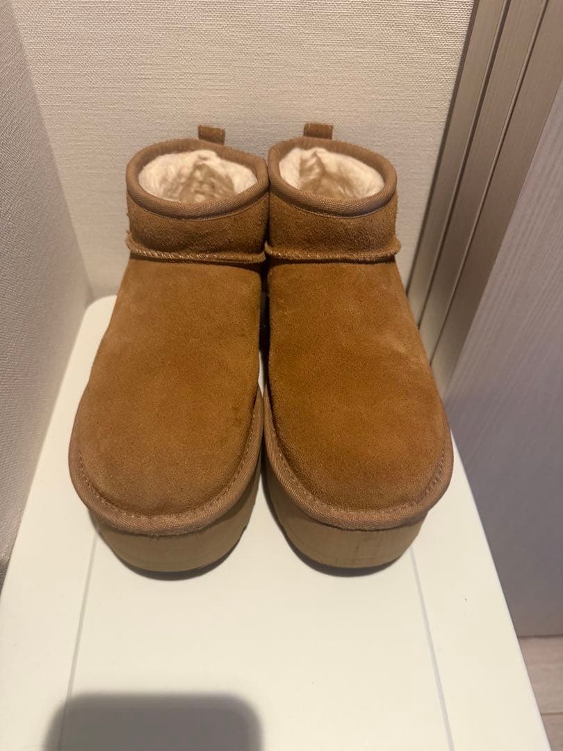 靴 UGG W Classic Ultra Mini Platform 23cm