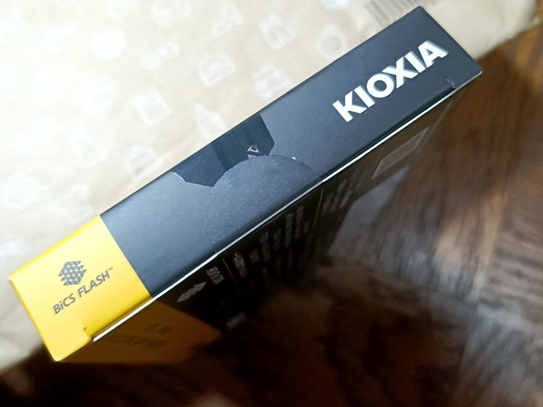 キオクシアSSD 1TB PCIe Gen4 M.2 エクセリア ヒートシンク③