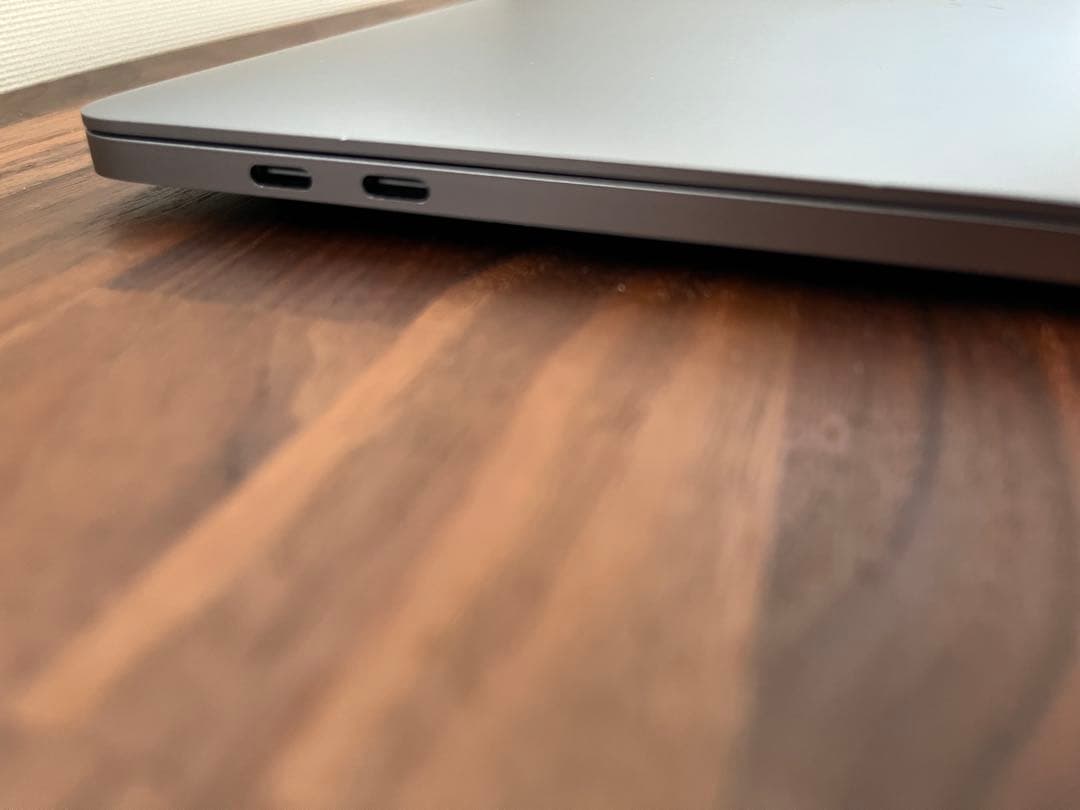 【美品】MacBook Pro 2017 13インチ 8GB 256GB 箱付