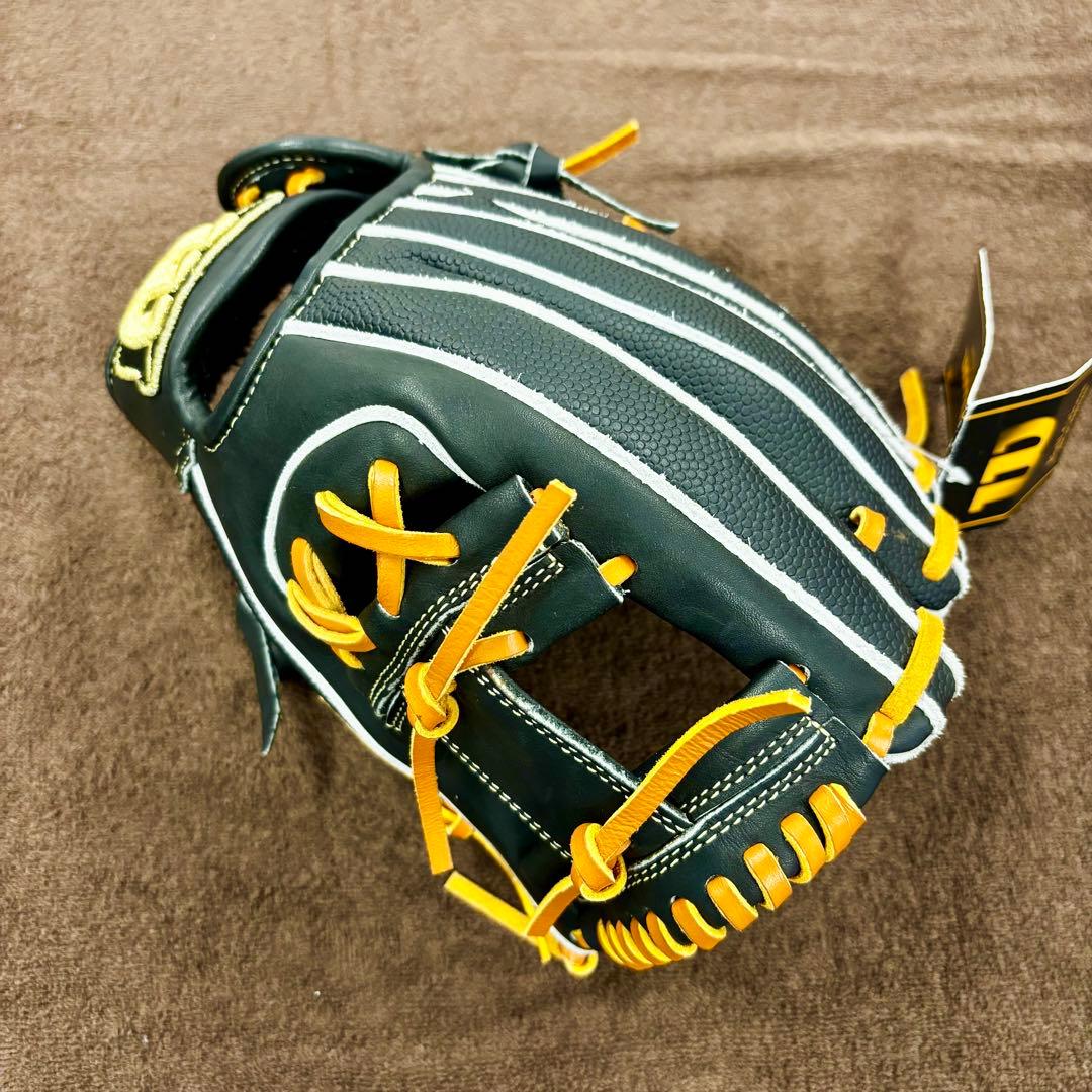 d*i様 新品 ウイルソン グローブ 少年軟式用 内野手用 10.75インチ ブ
