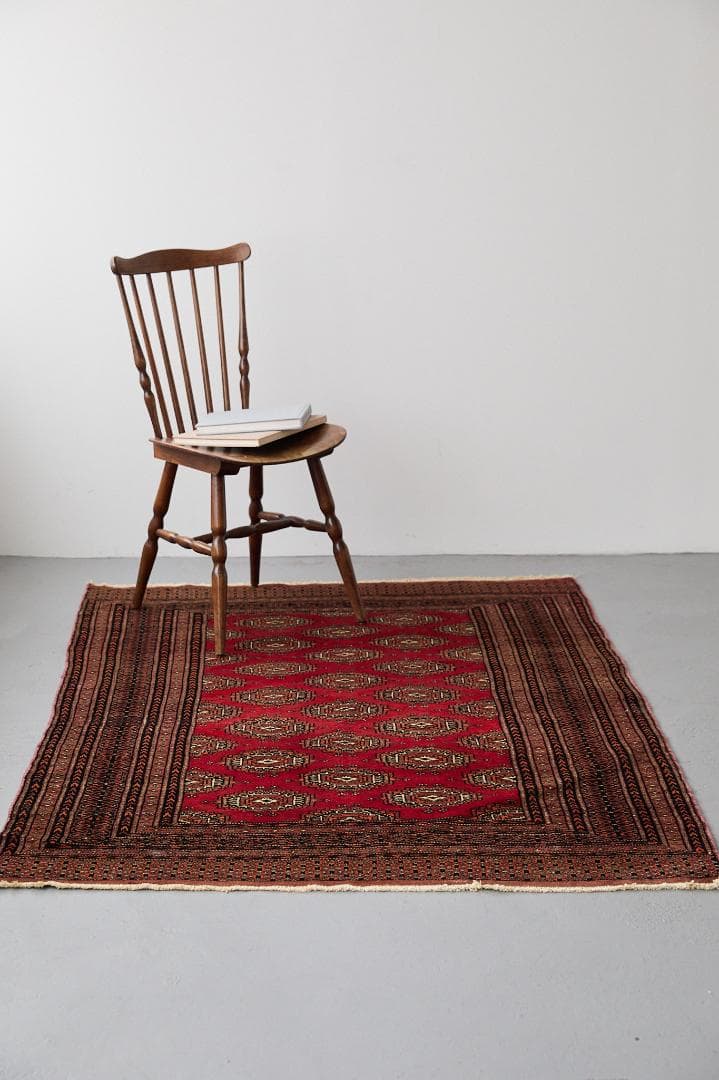 ヴィンテージラグ　トライバルラグ　ラホール産(189×125cm) 赤　茶　黒