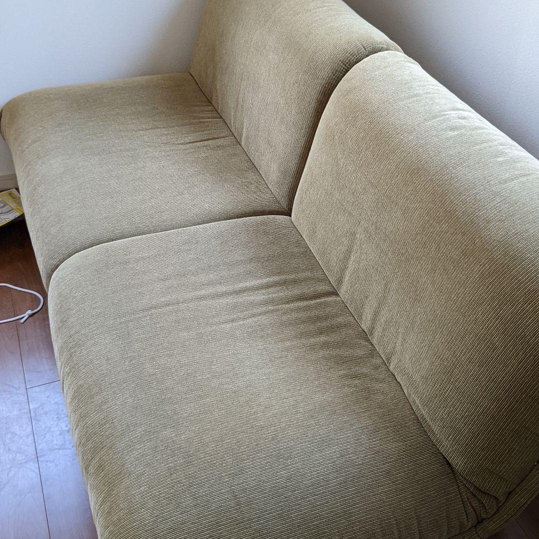 ソファーベッド シングル 明るめのカーキ 4年ほど使用