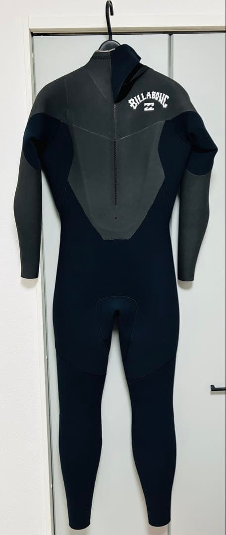 新品未使用　BILLABONG ウェットスーツ　セミドライ