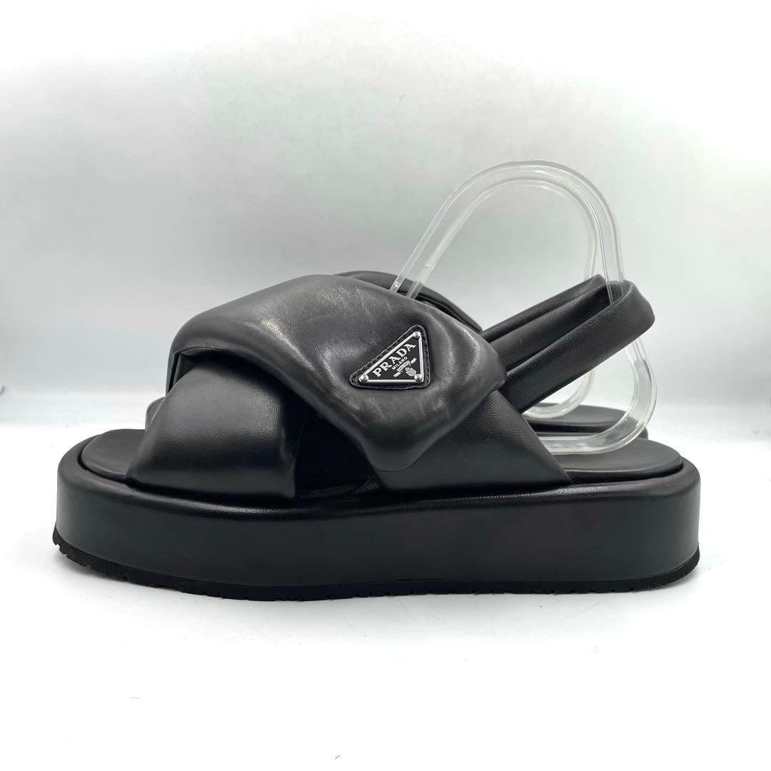ICチップ内蔵 プラダ サンダル ソフトパテッドナッパレザー 三角プレート38