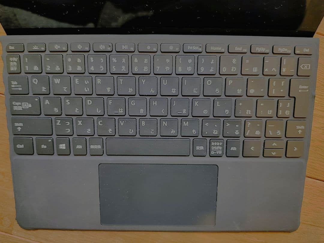 【バッテリ95%】Surface Go 128GB+タイプカバー+純正ペン