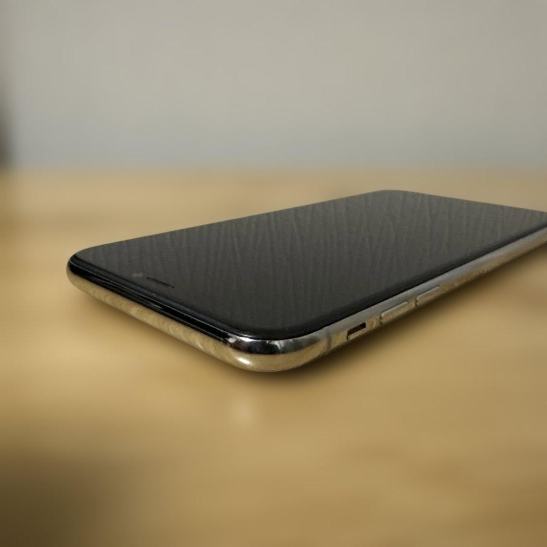 iPhone X 256GB シルバー MQC22J/A