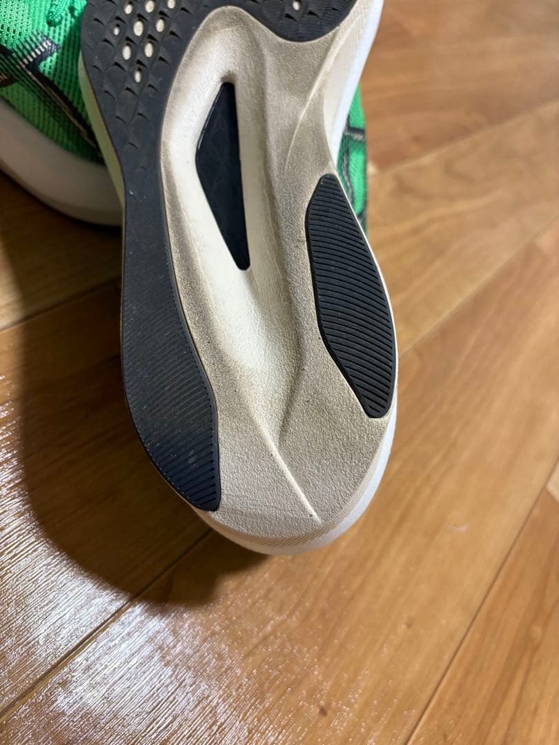 アシックス　マジックスピード5 メンズ27.5cm