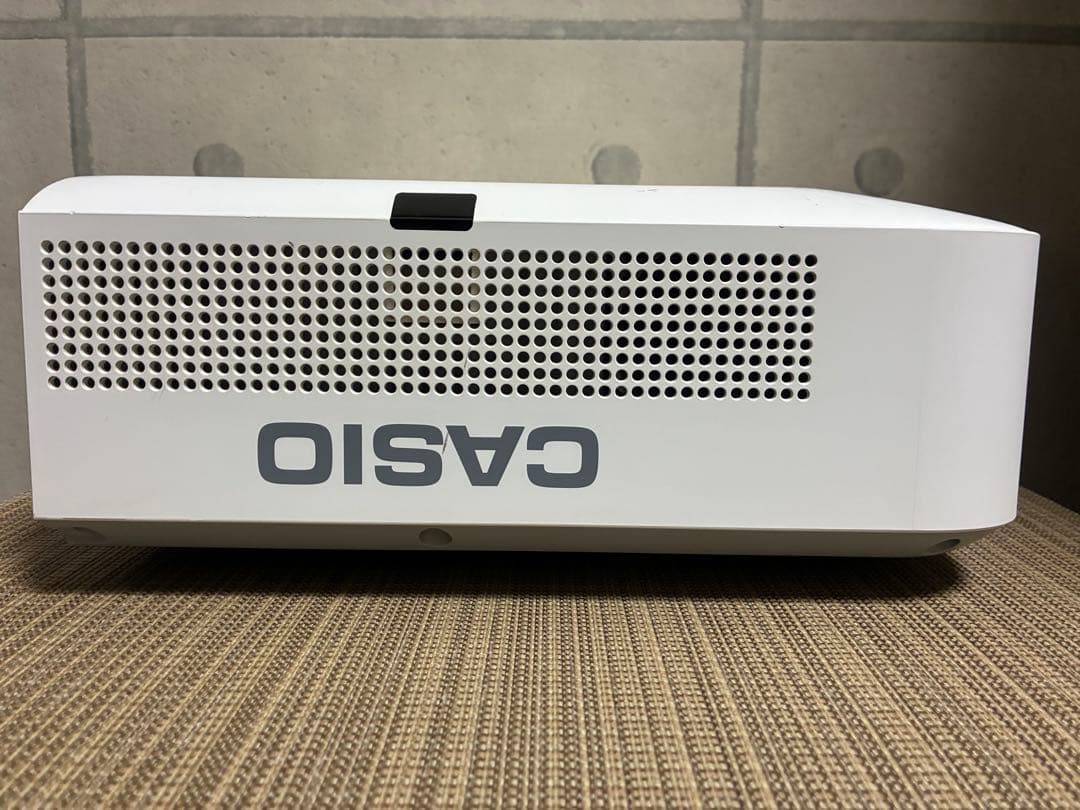 casio xj-ut351w カシオ プロジェクター