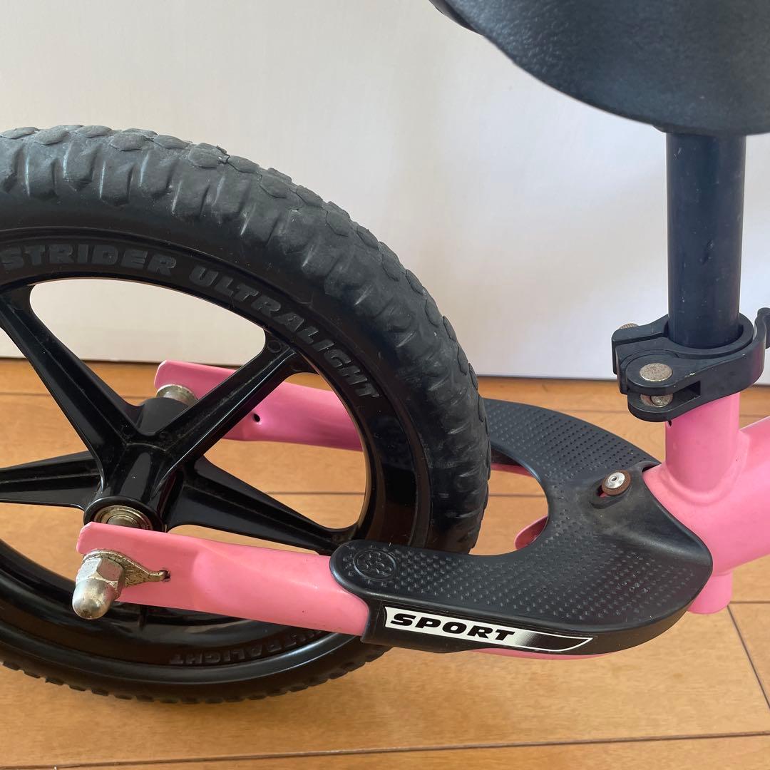 STRIDER スポーツモデル ピンク　12インチ　ストライダー
