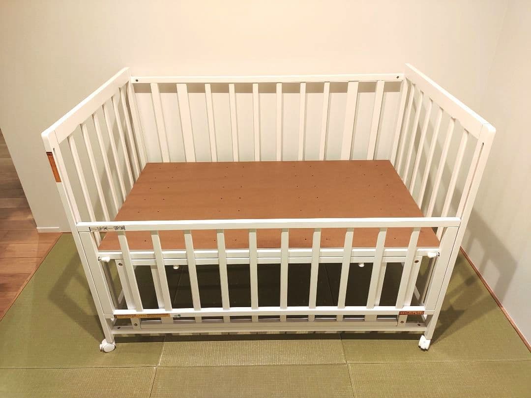 ヤトミ ベビーベッド レギュラーサイズ 120×70 ホワイト キャスター付き