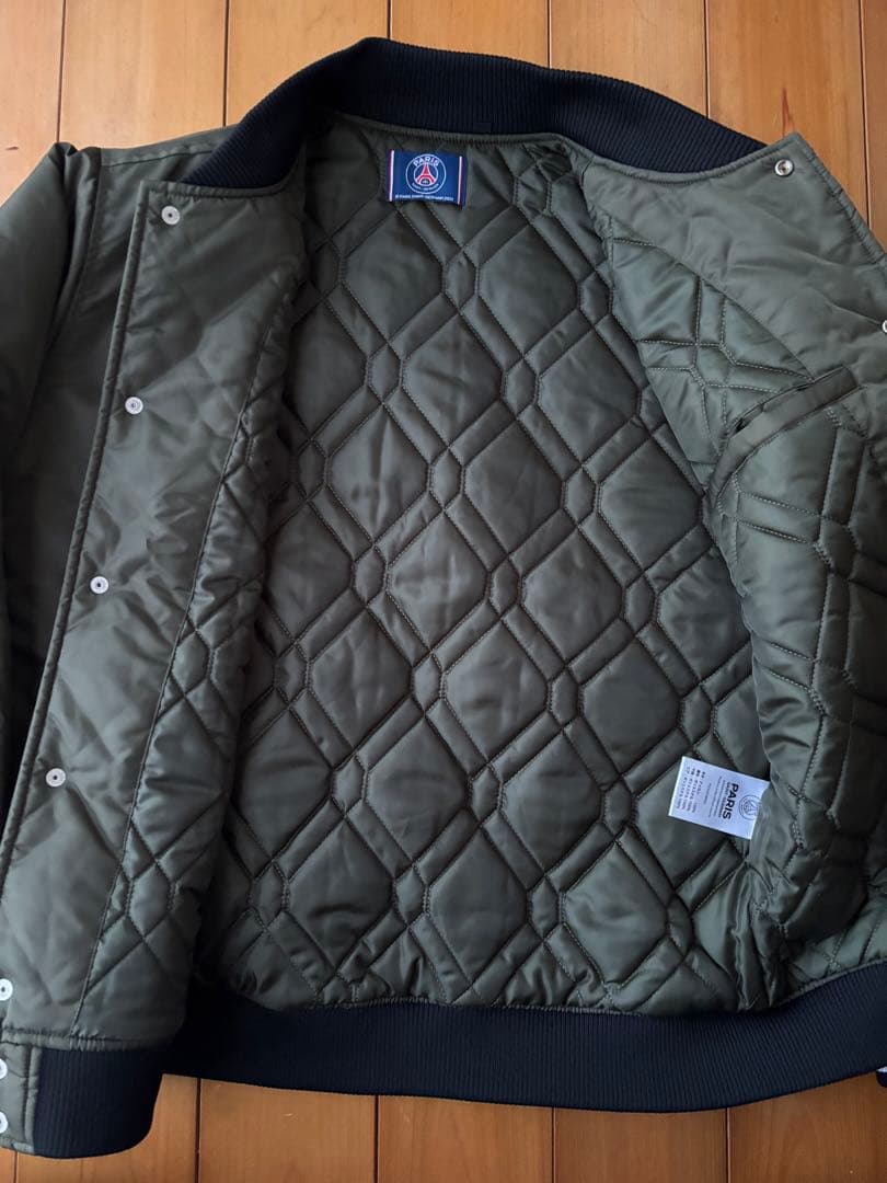 PSG サテン ジャケット カーキ色 M パリ サンジェルマン 定価14300円