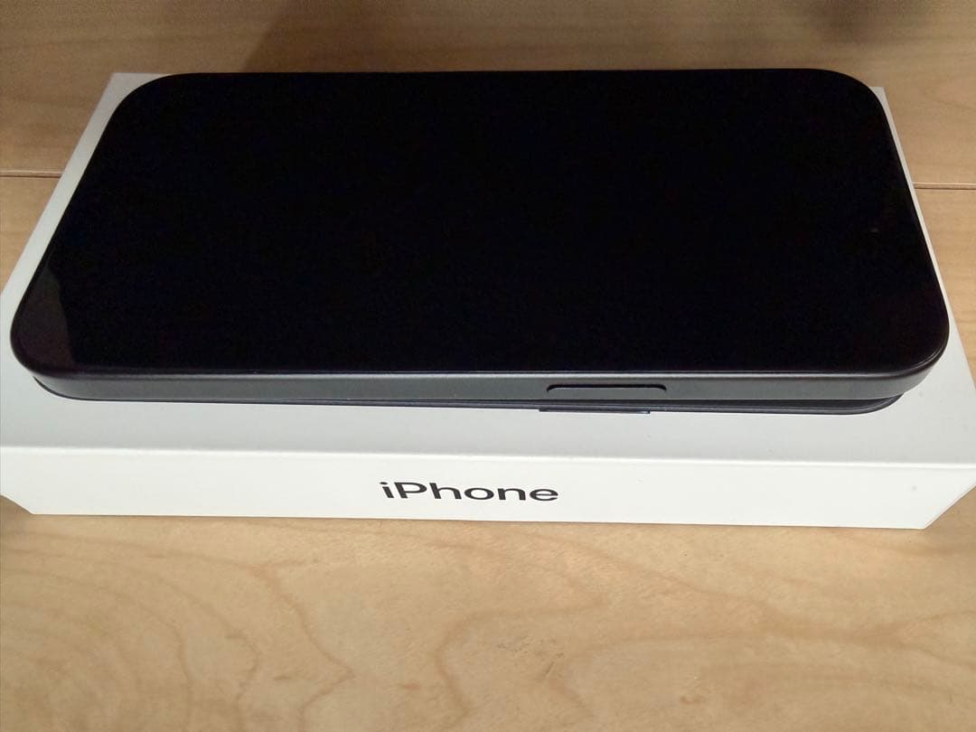 iPhone 15 256GB 本体｜SIMフリー｜バッテリー86% /ブラック