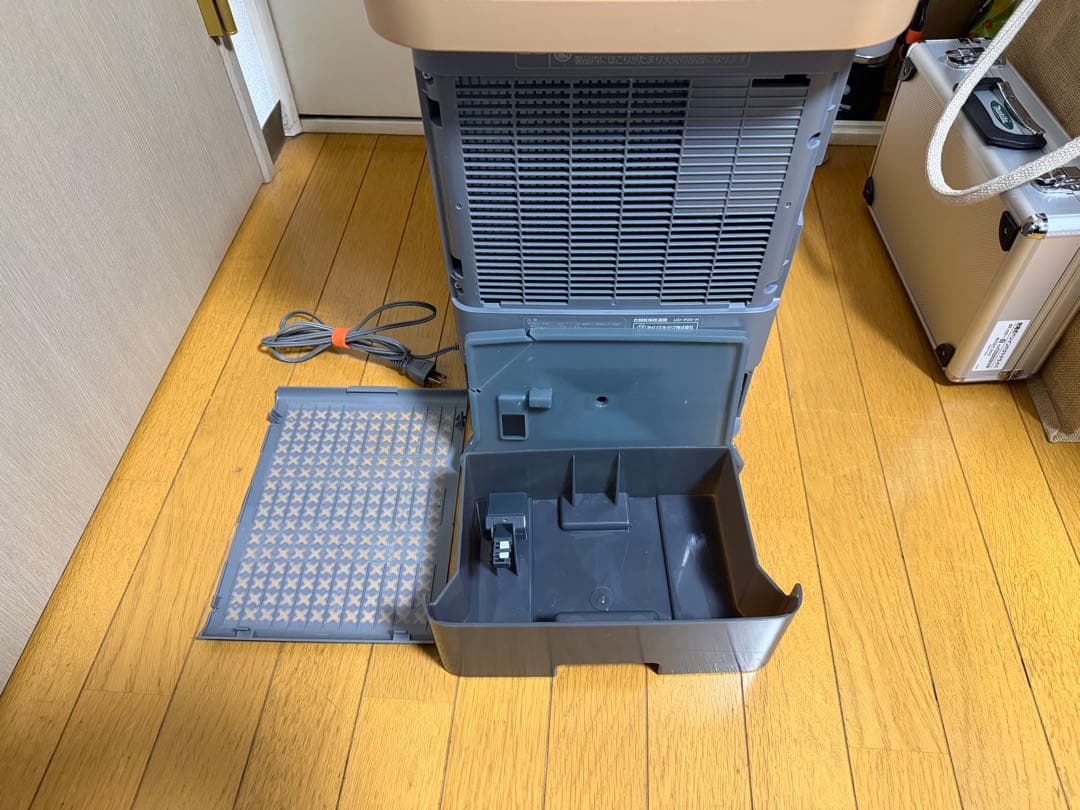 アイリスオーヤマ 除湿機 IJD-P20-H グレー