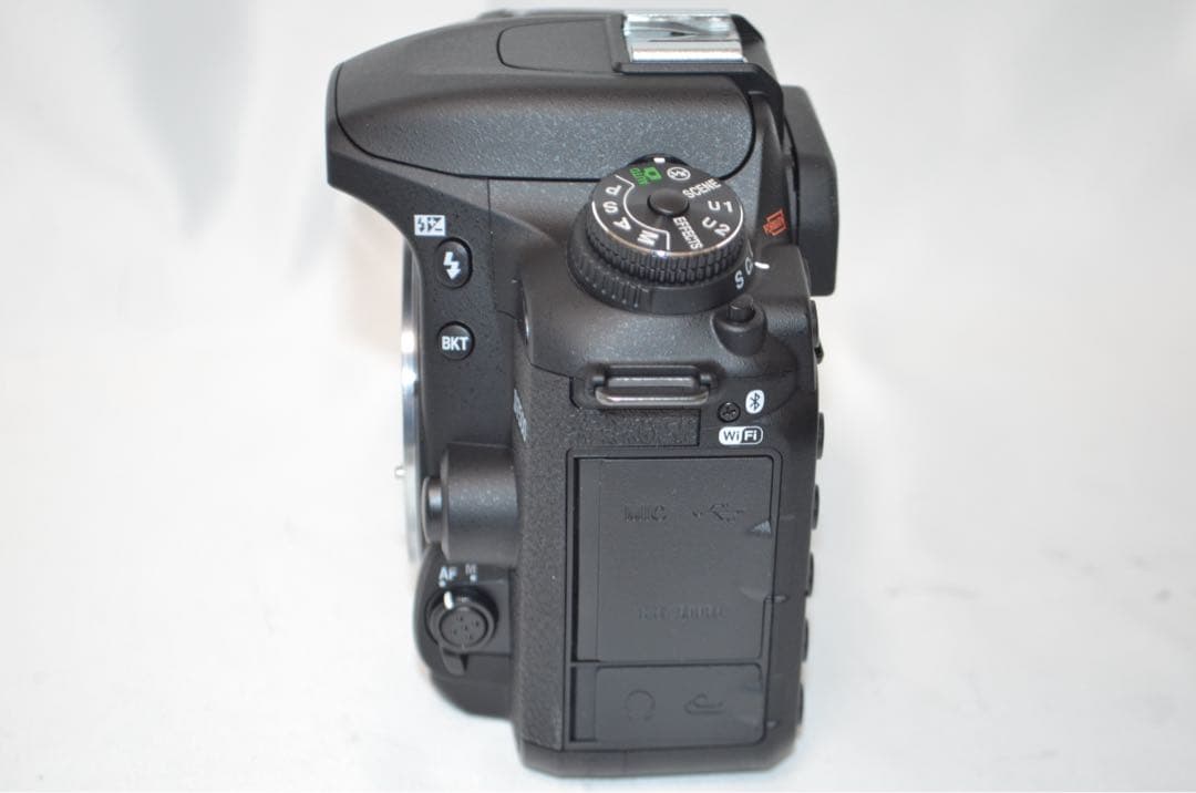 滅多にないシャッター数888回以下 Nikon D7500☆Wi-Fi搭載