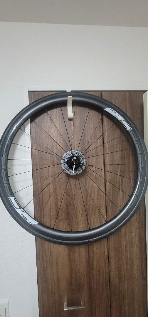 チューブラーカーボンホイール　tufo carbona30