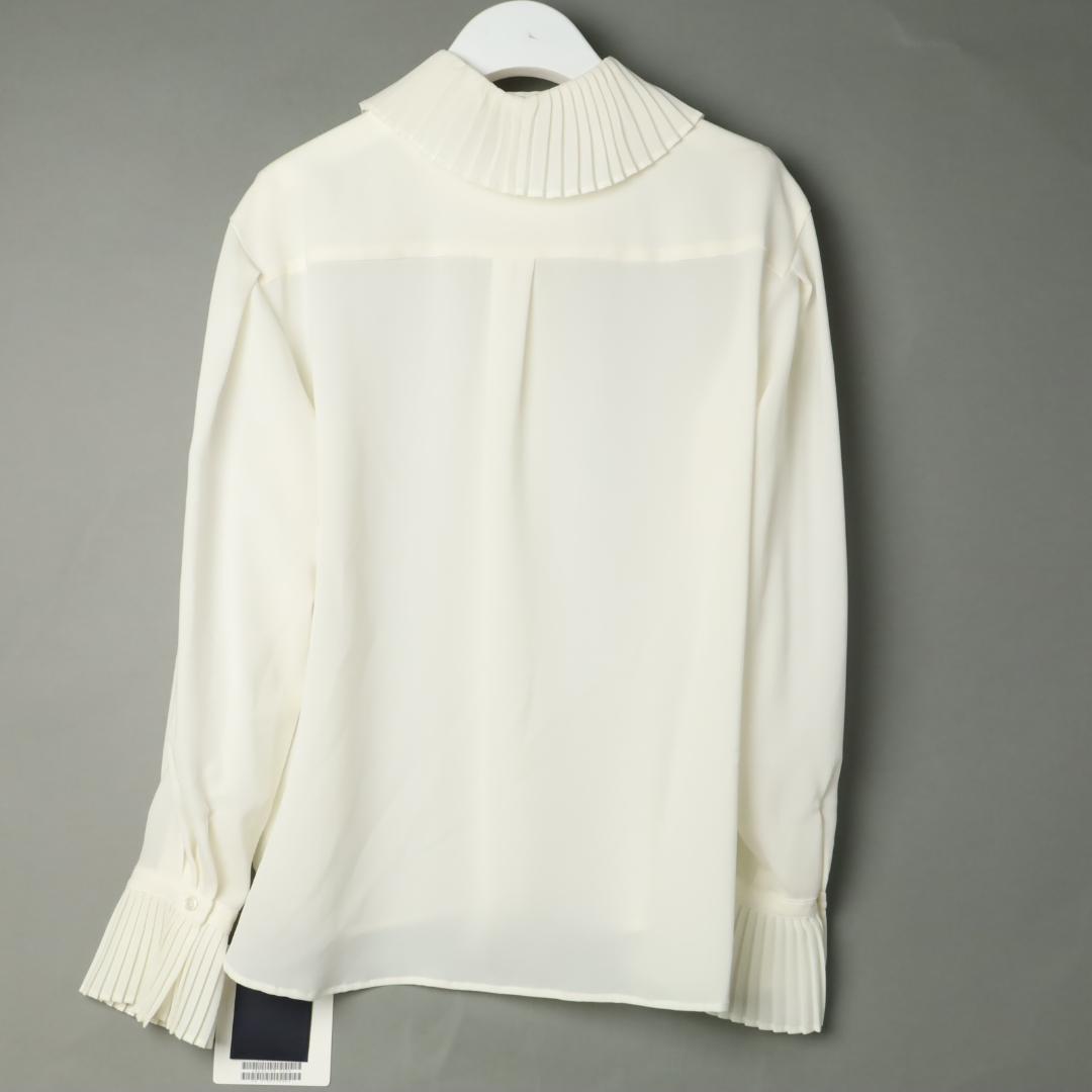 244 新品 martinique　マルティニーク プリーツカラーブラウス