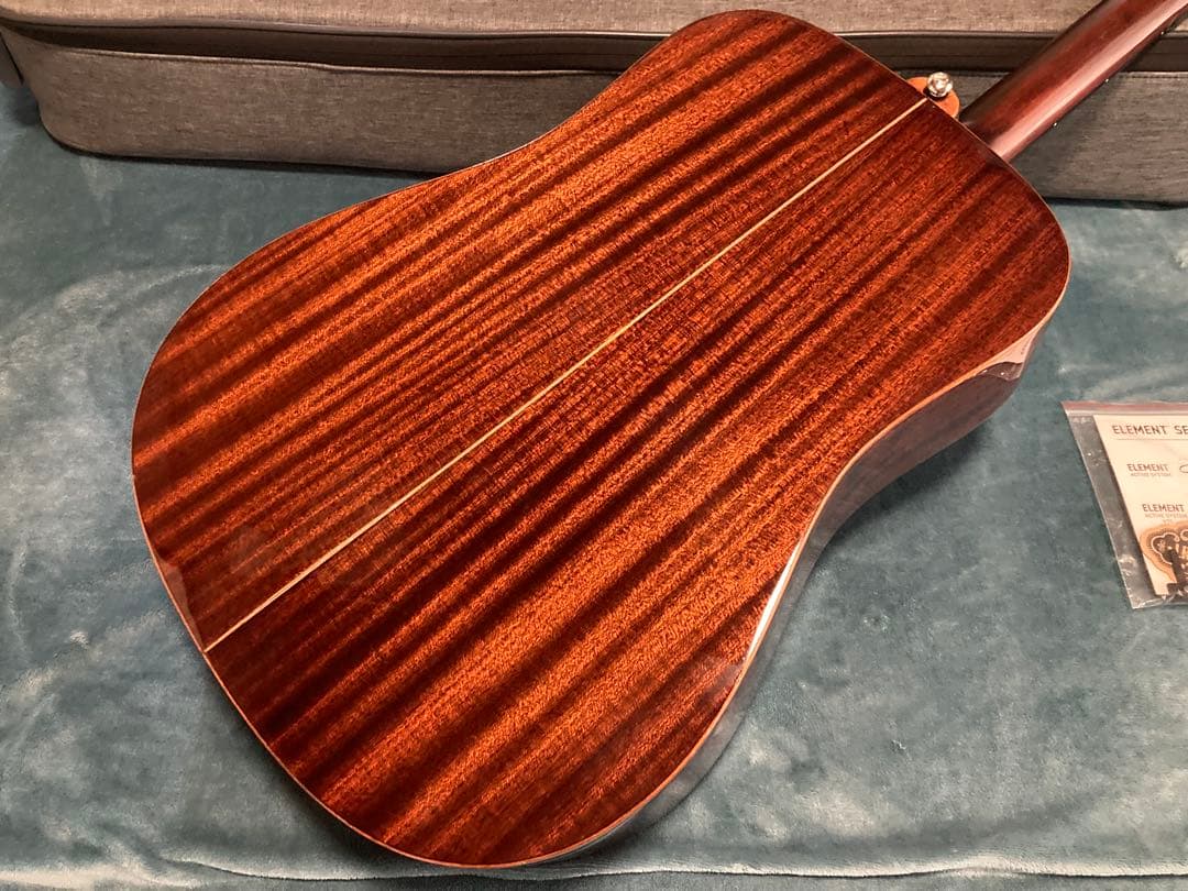 James J-900/L NAT ジェームスエレアコギター