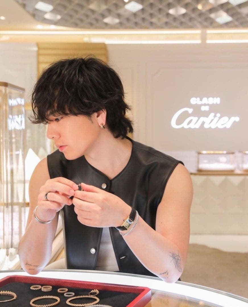 登坂広臣 さん着用型トリニティピアス