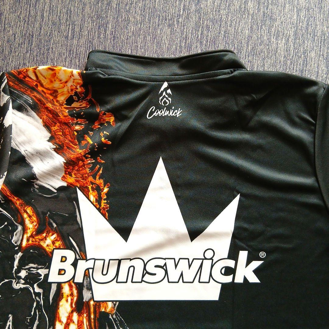 ボウリングウェア　ブランズウィック　ブラック　サイズM　マーブル　ハーフジップ
