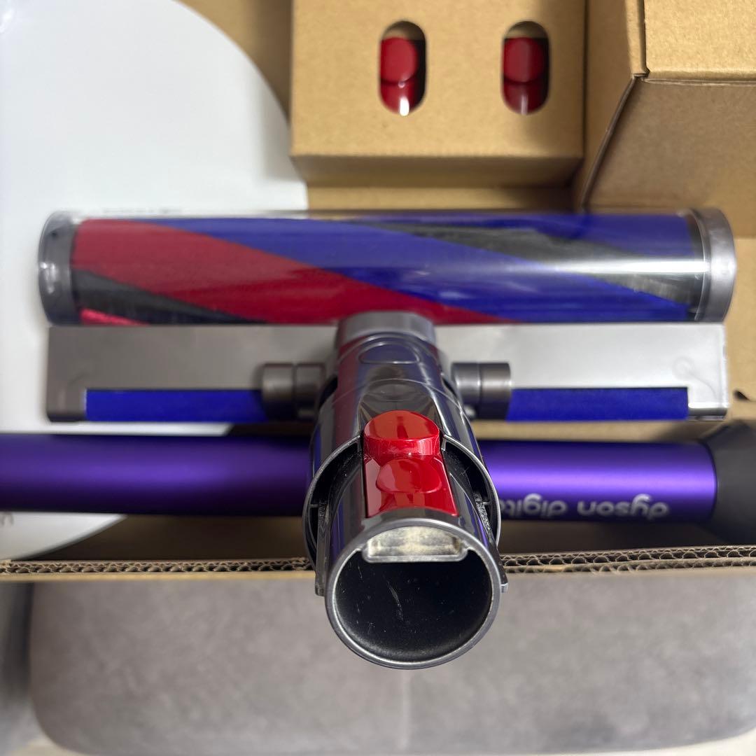 【美品】ダイソン digital slim Fluffy SV18