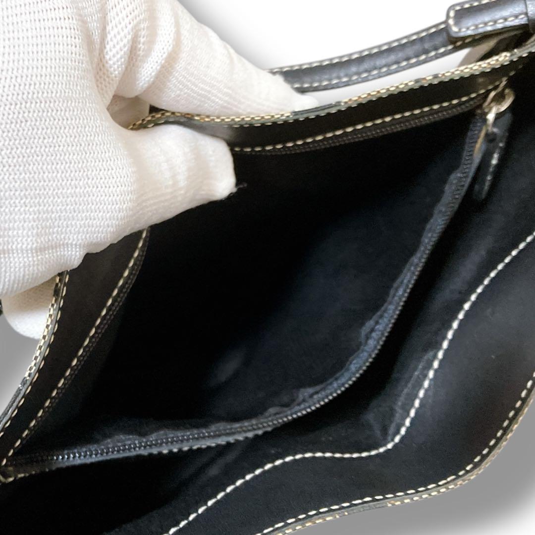 コーチ シグネチャー 肩掛け可 アクセサリーポーチ ワンショルダーバッグ 黒