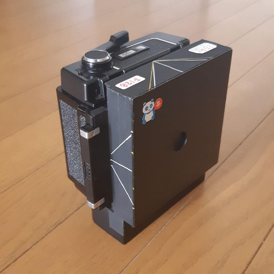 ピンホールカメラ 〈穴ガメ〉25Gr F128　　マミヤ67 SDホルダー付き