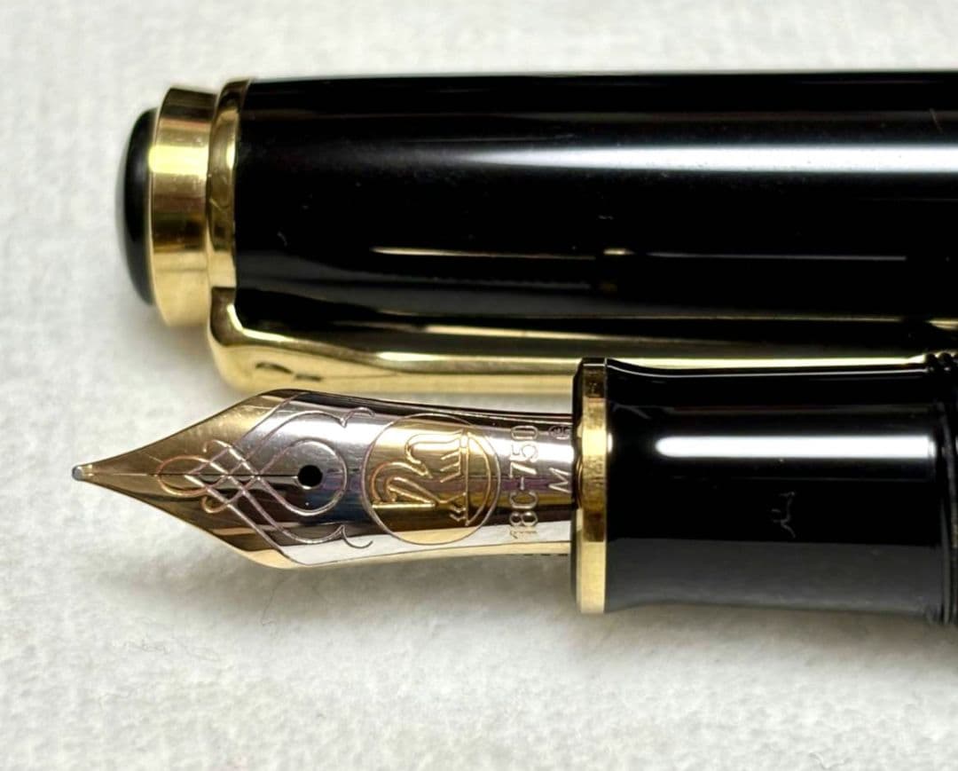 Pelikan 万年筆 m800 ペン先 M EN 刻印あり