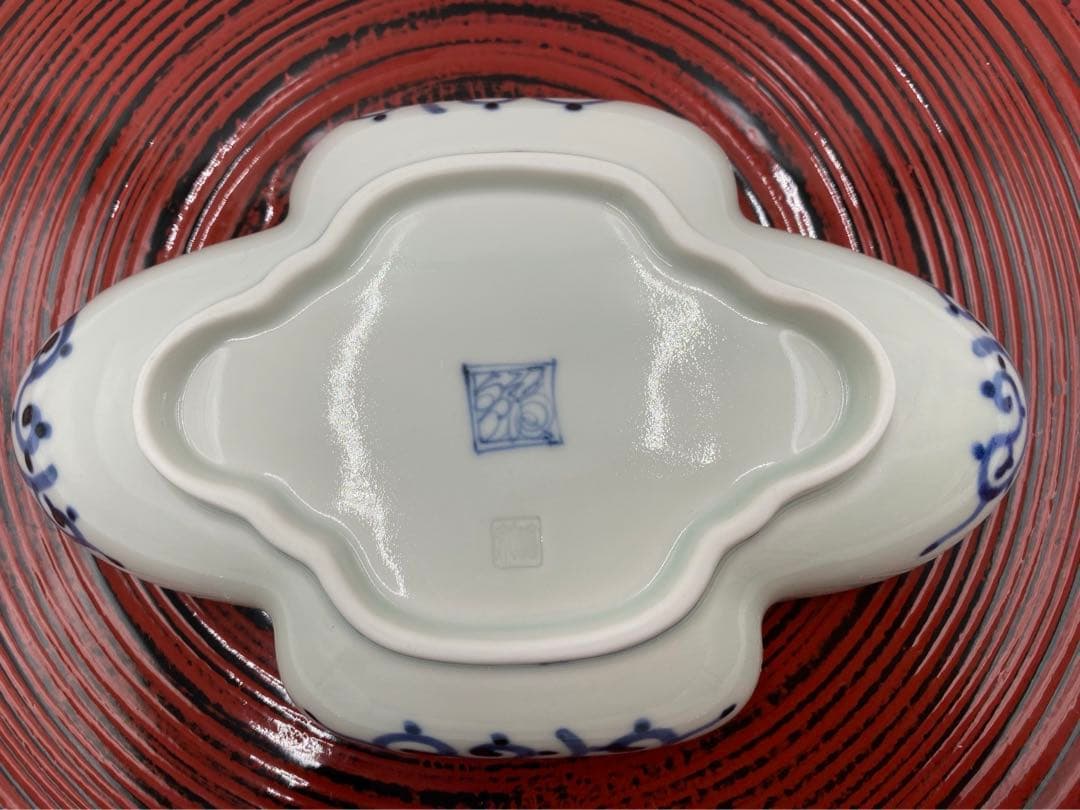 【☆希少なお品☆】【新品】有田焼福泉窯　染付山水蛸唐草雲型向付　日本料理