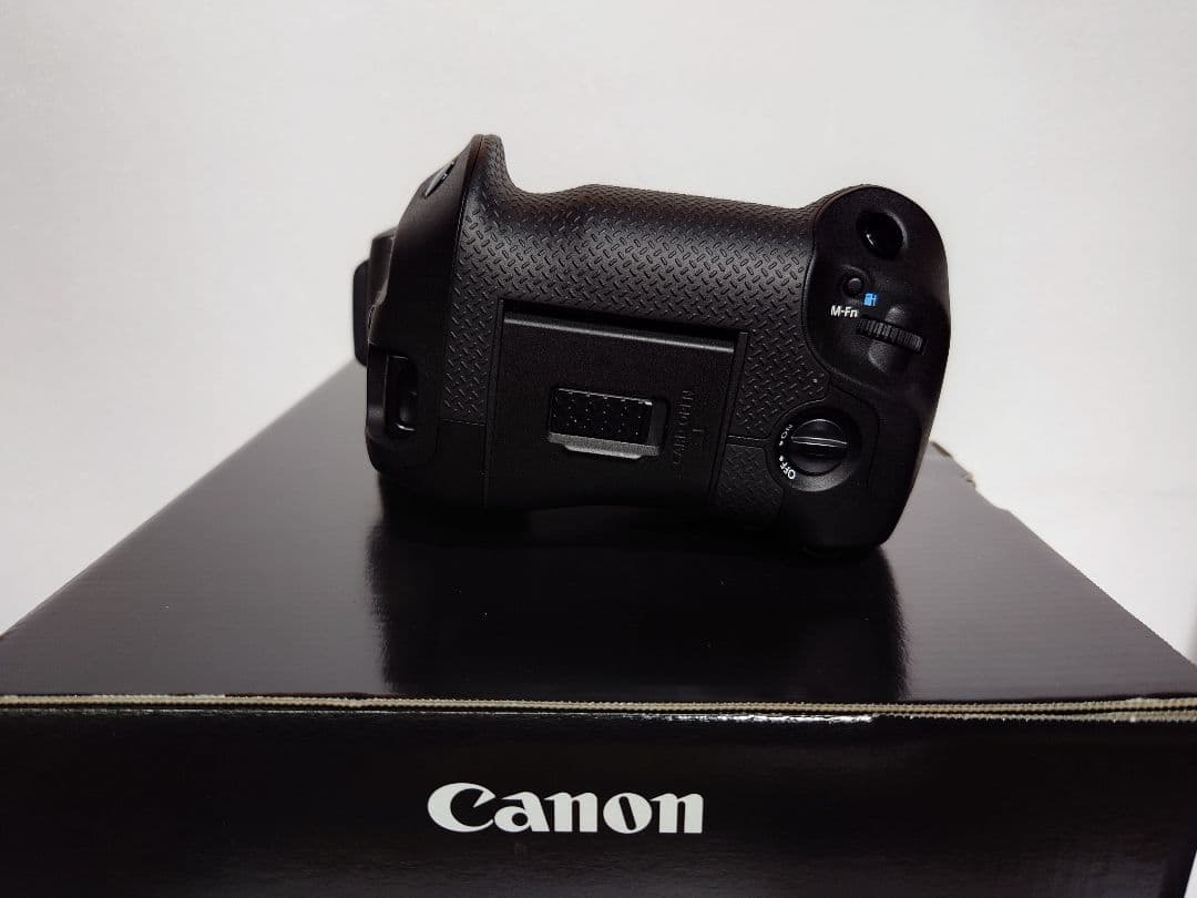 渡*輔様 【極上美品】Canon EOS R1