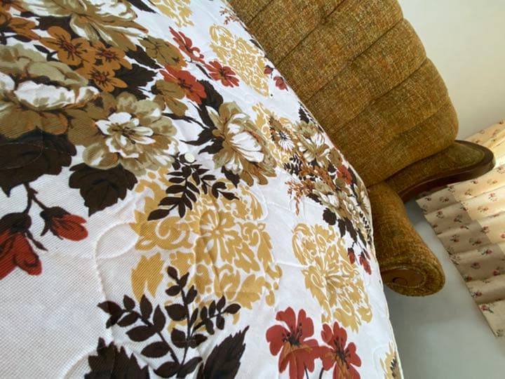 アメリカ　アンティーク3人がけ　ソファー