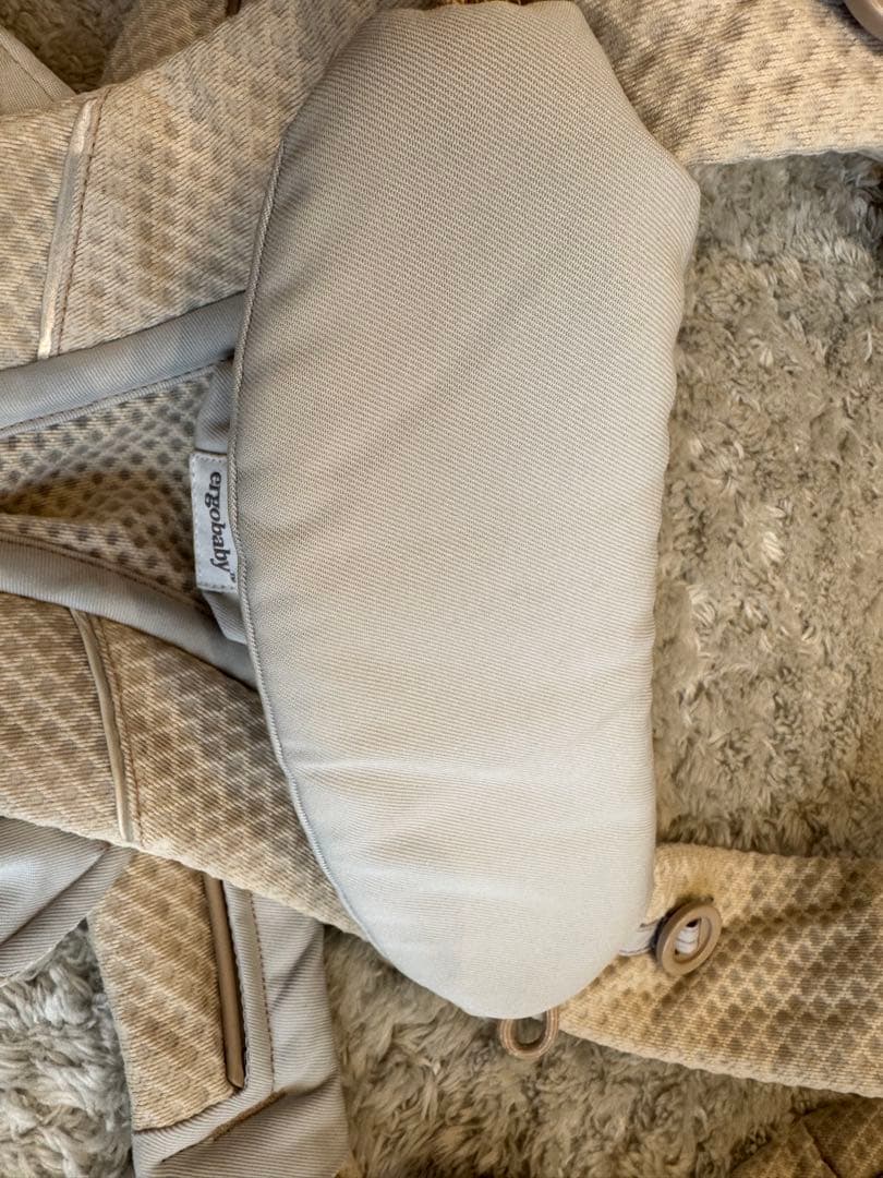 エルゴベビー オムニブリーズ メッシュ サンドベージュ