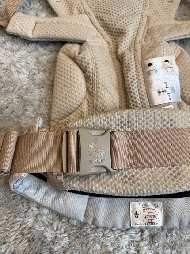 エルゴベビー オムニブリーズ メッシュ サンドベージュ