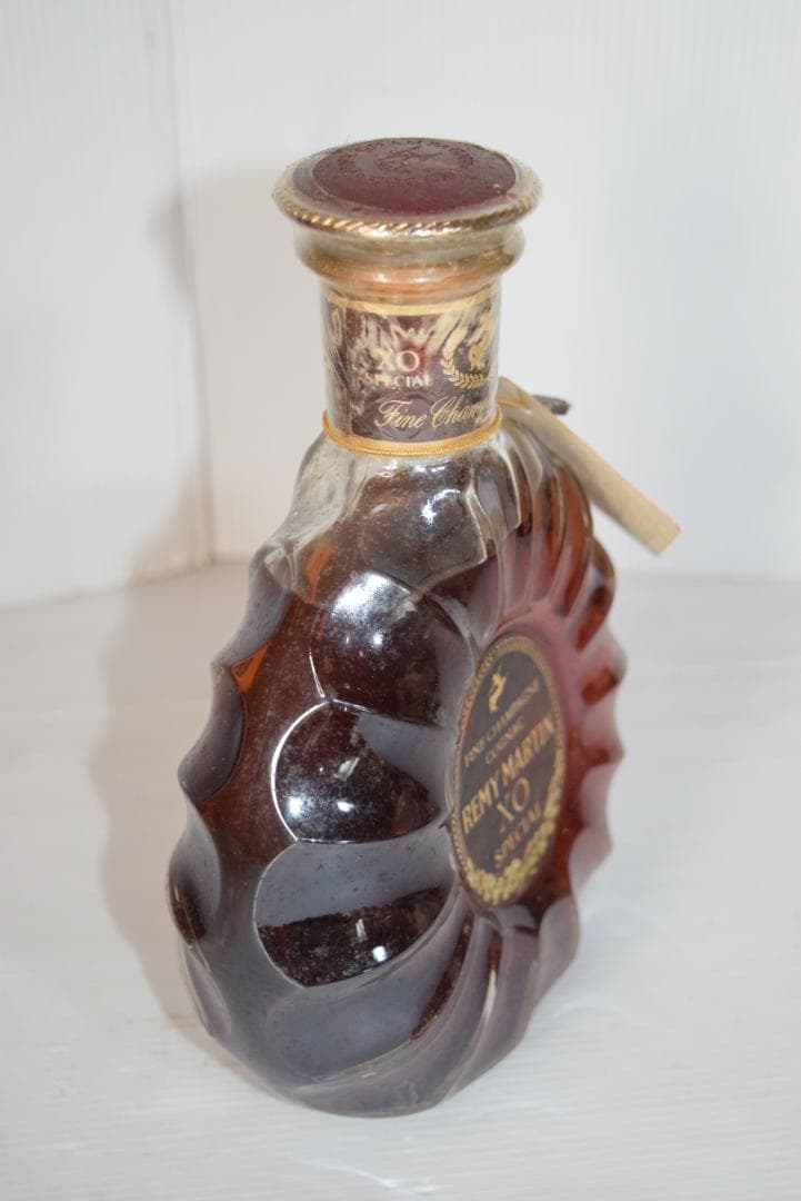 【未開栓】レミーマルタンREMY MARTIN XO SPECIAL 700ml