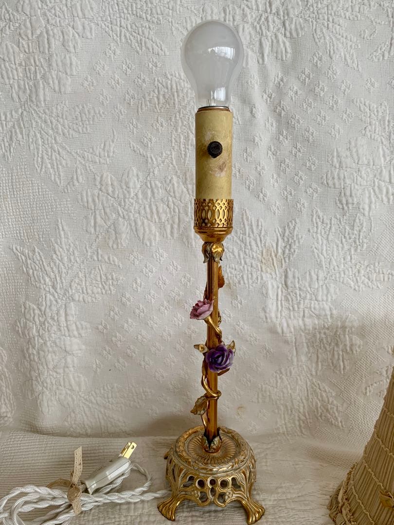 ビンテージ/アンティークロココモチーフテーブルランプ※フレンチスタイル陶器ローズ