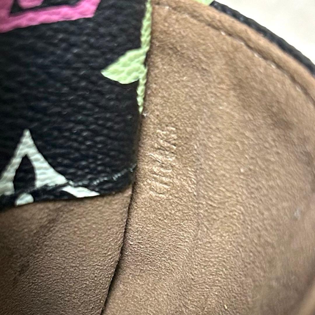 LOUIS VUITTON マルチカラー　ショルダーバッグ　リフト　M40056