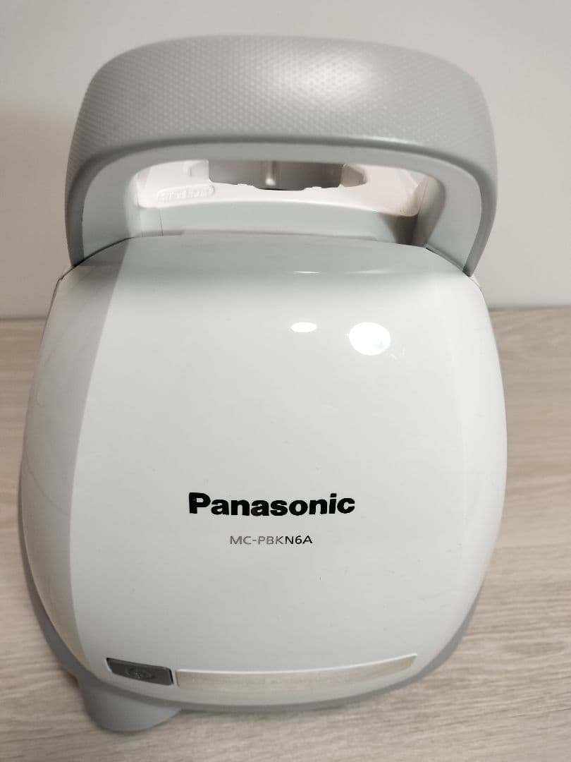 22年製 パナソニック MC-PBKN6A-H 紙パック式掃除機 ホワイト