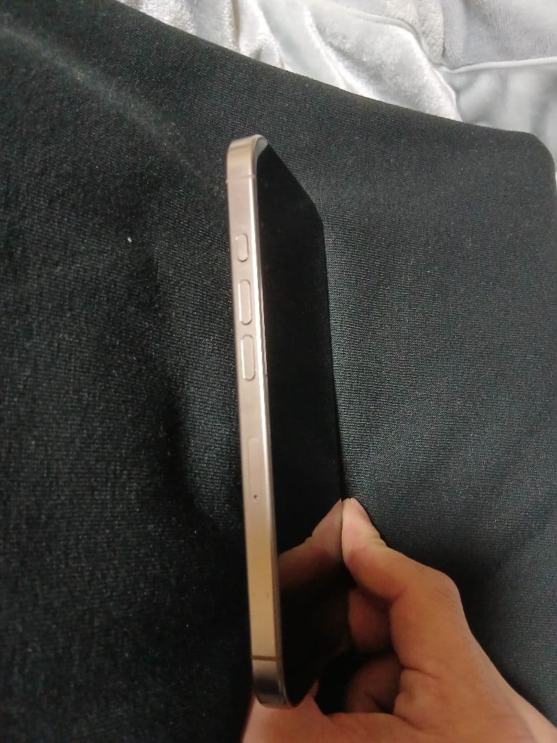 iPhone 16 Pro 256GB 部品取り用