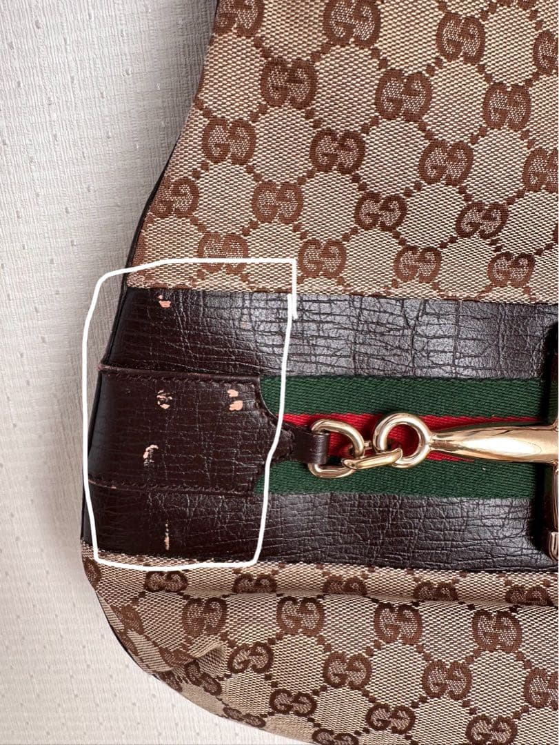 GUCCI GGキャンバス レザーバッグ
