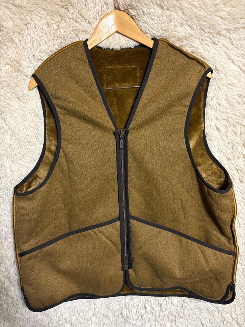 新品 タグ付きBarbour ファーライナー インナーベスト 40 ワイド