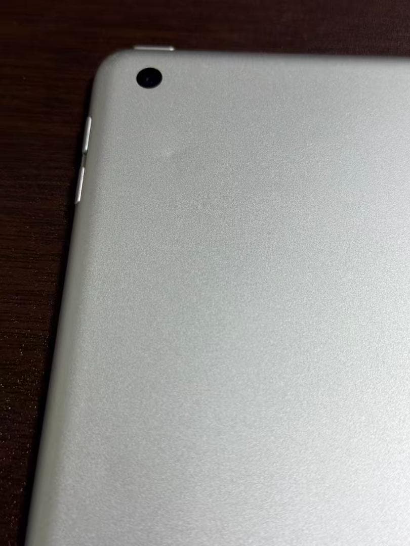 iPad 第8世代　128GB Wi-Fiモデル