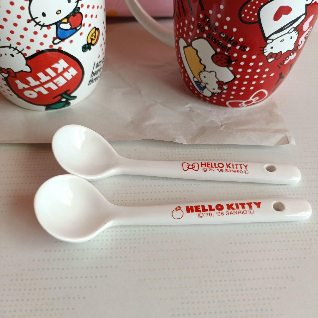 ハローキティ　ビッグバケツ缶　掛け布団カバー　スプーン付きマグカップ　セット