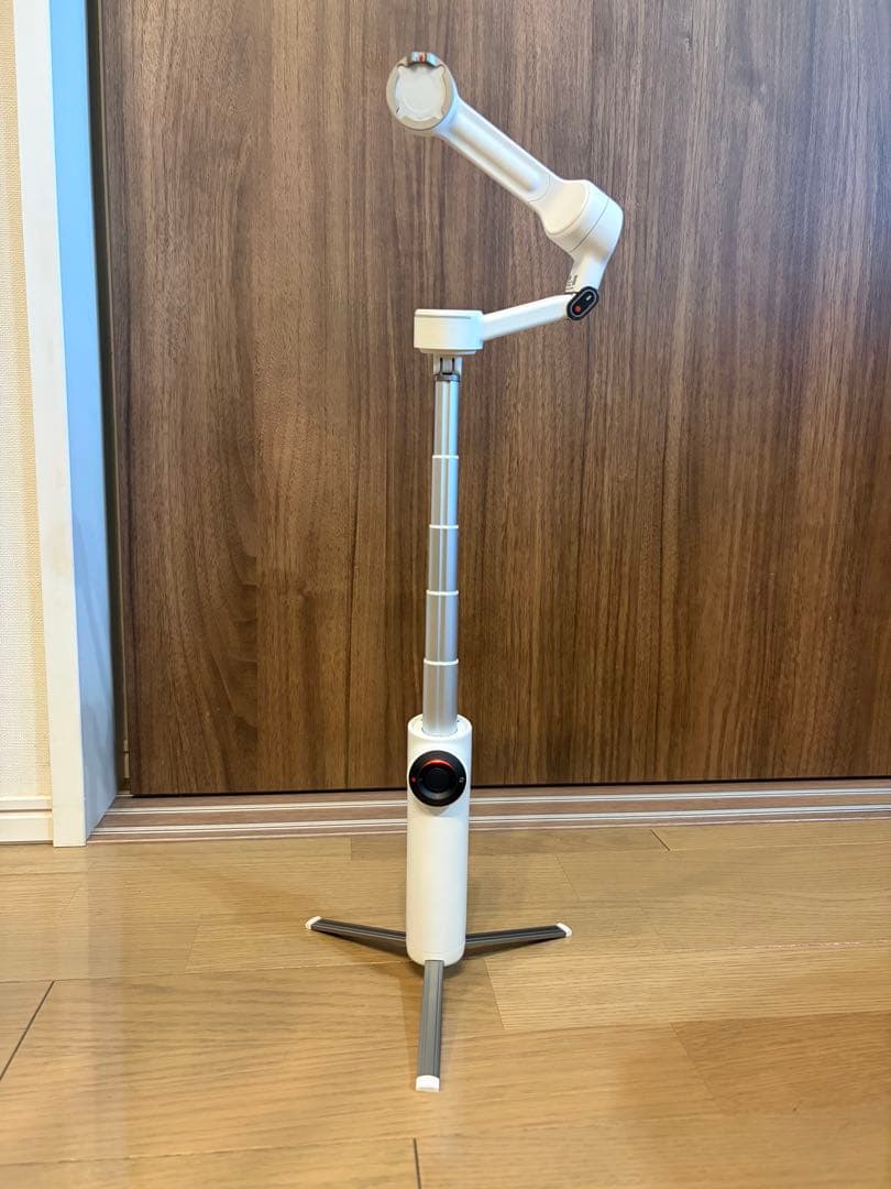 【美品】Insta360 Flow 2 Pro スマホジンバル megsafe付