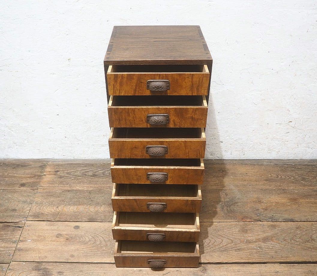 1379 引き出し7杯　収納棚　書類ケース　チェスト　レトロ　アンティーク　金具