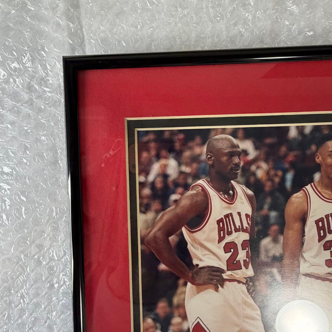 マイケル・ジョーダンとスコッティ・ピッペンのフレーム入り写真