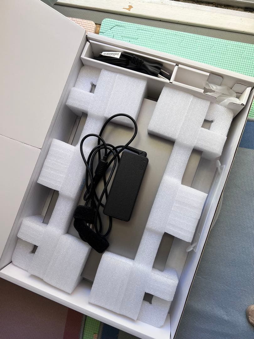 Lenovo thinkbook 14iwl，8g+ssd256g