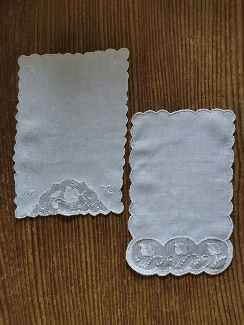 アンティーク カクテルナプキン マディラ/マーガブ刺繍 葉と花のショートクロス